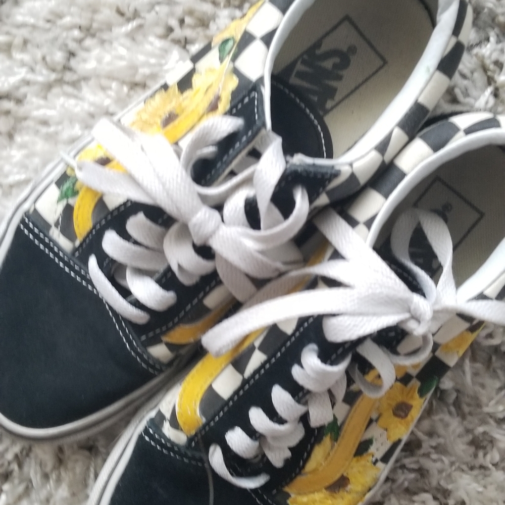 Vans - Picture 5 of 5
